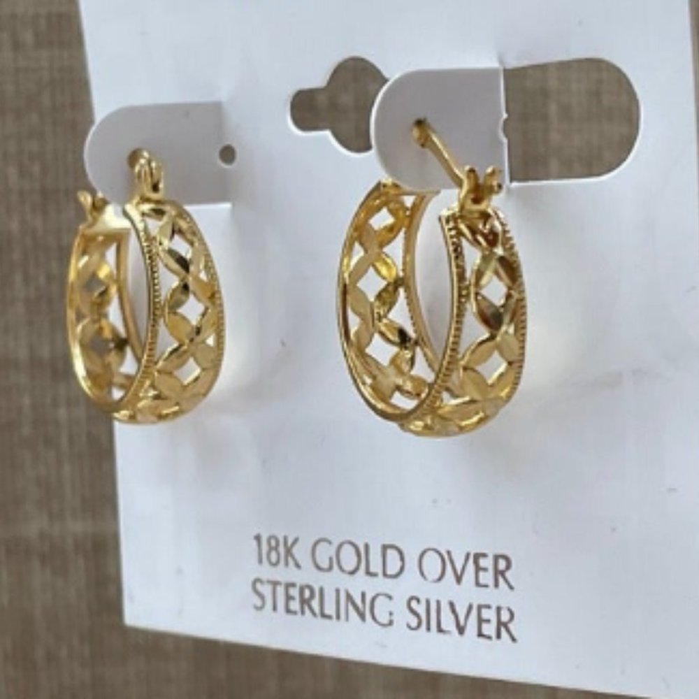 Giani Bernini Earrings 18k Gold Plated over Sterling Silver Hoops Lever Back